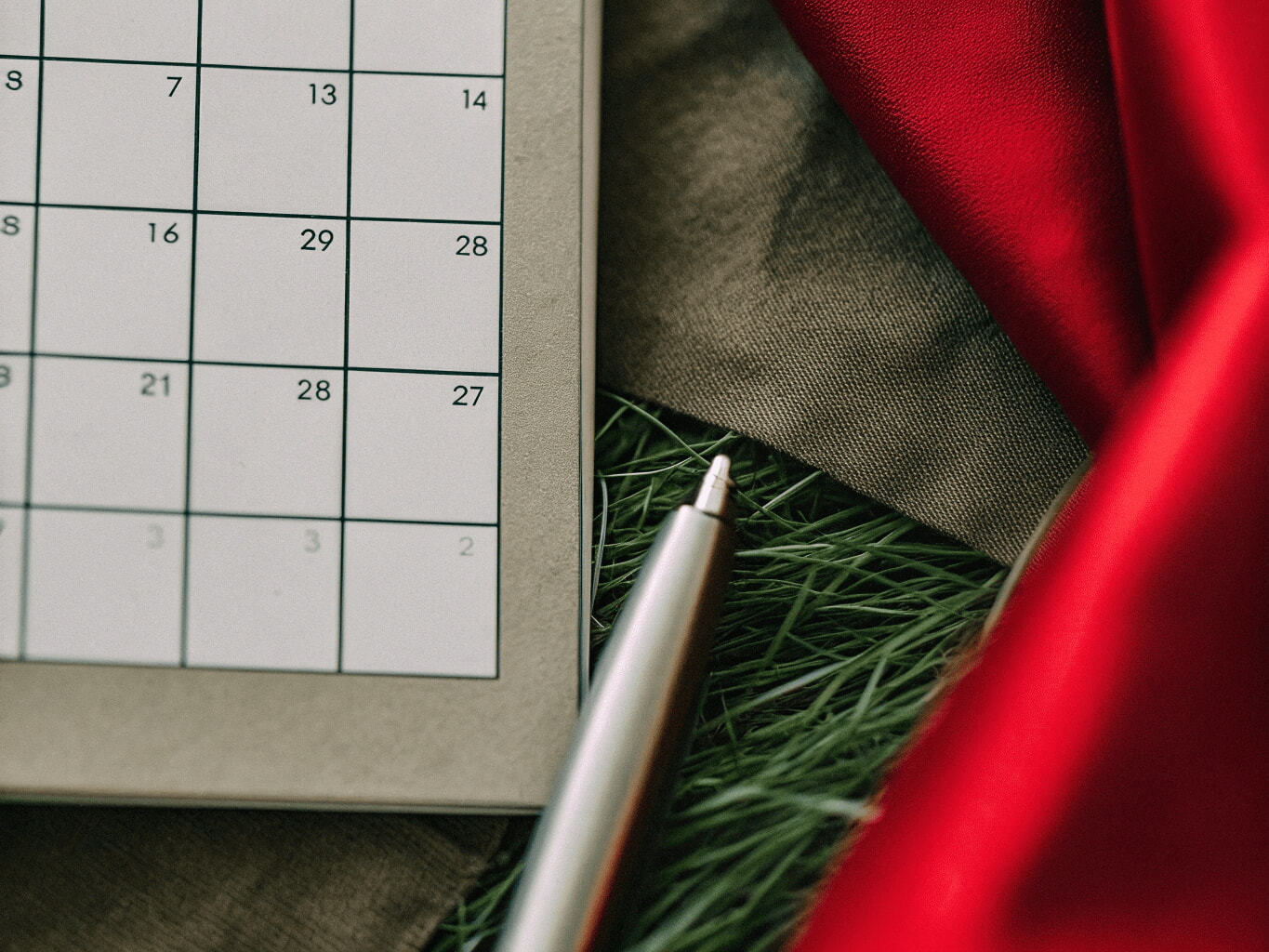Printable tax calendar with dates marked